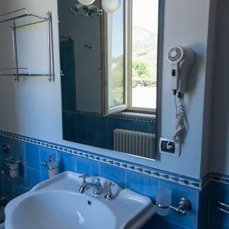 I Nobili فندق مبيت وإفطار 3*